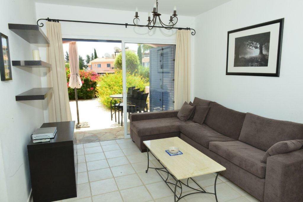 Limnaria Villas Sunny Garden Apartment Paphos Luaran gambar